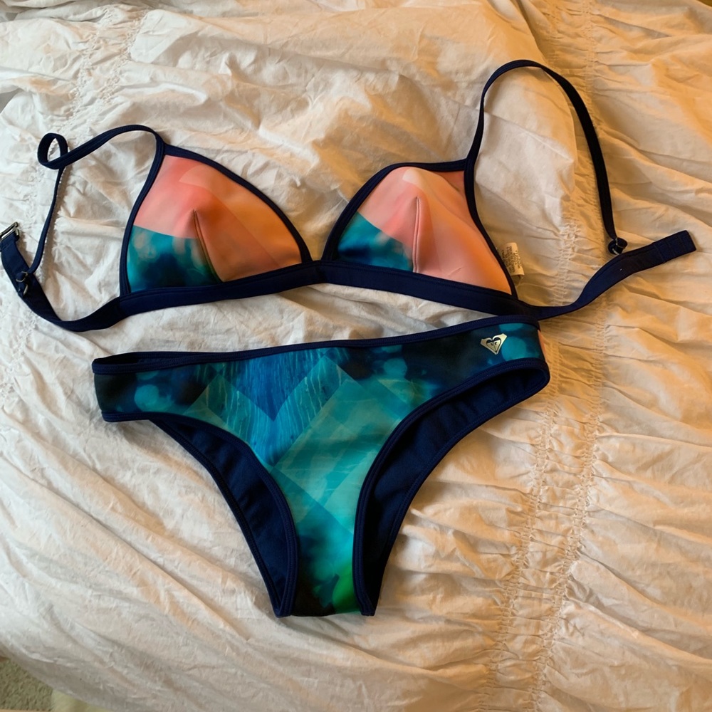 Roxy Bikini L top M bottom